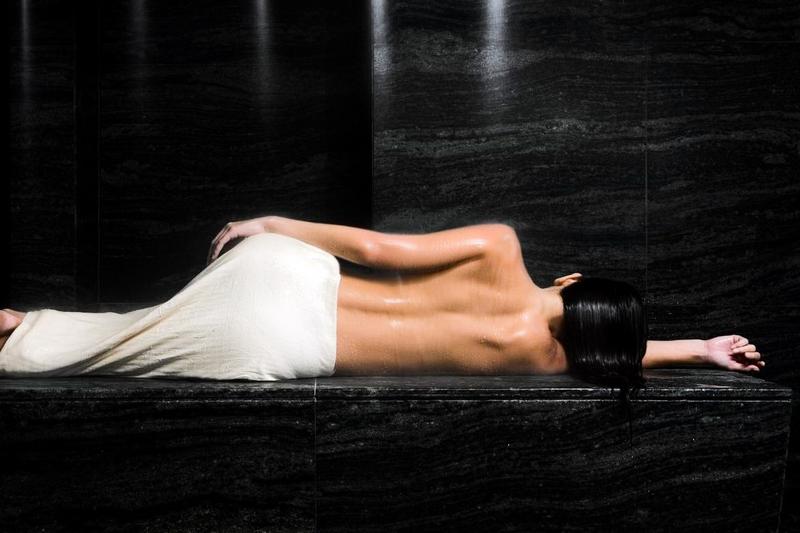 Luxury sensual spa wellness environment in Singapore reflecting private high end companionship and discreet luxury travel experiences by Top Companions
